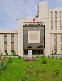 Hacettepe Üniversitesi Diş Hekimliği Fakültesi’nde Laser Kursu
